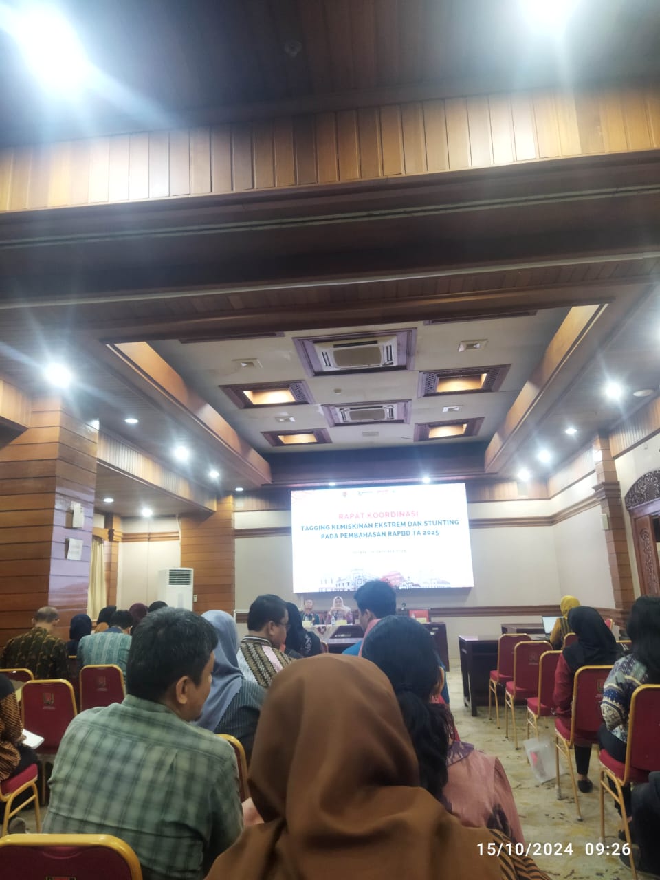 DISKOMINFO Kota Semarang Ikuti Rapat Koordinasi Tagging Kemiskinan Ekstrem dan Stunting dalam Pembahasan RAPBD 2025
